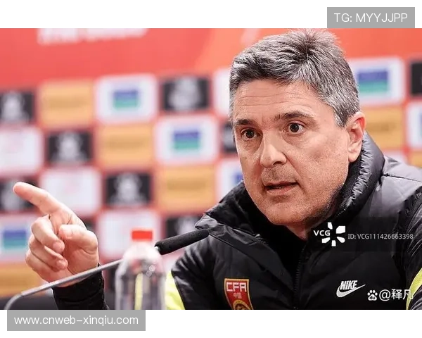 澳大利亚球员抱头惊叹，李昊扑救成U23亚洲杯经典